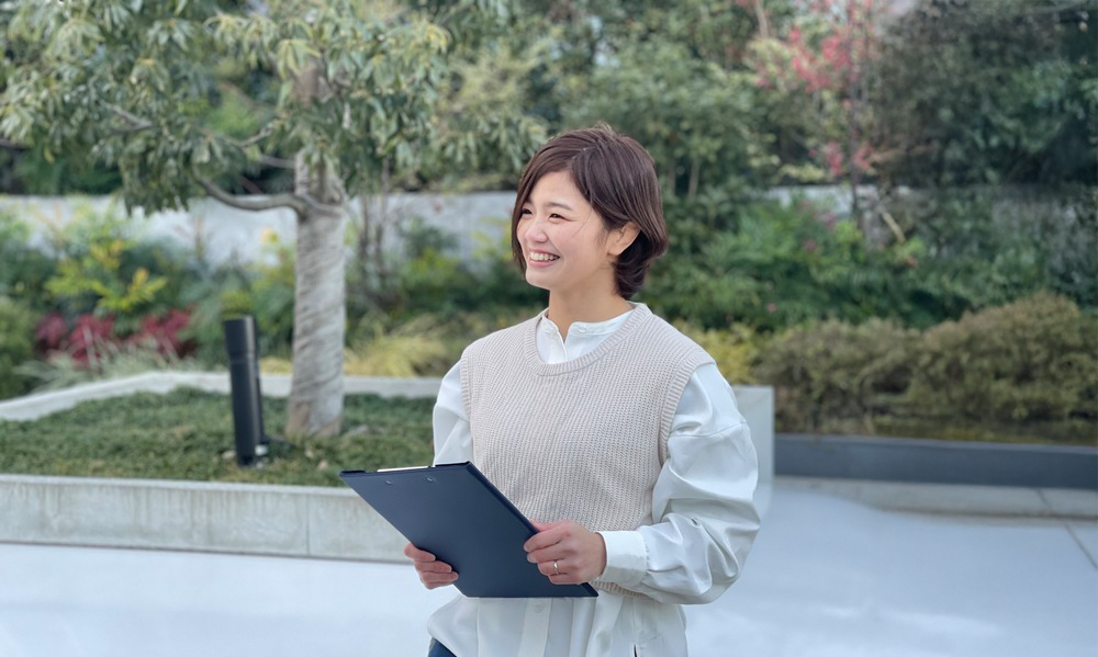 スポーツメンタルセミナーで真剣に自分と向き合うアスリートの様子